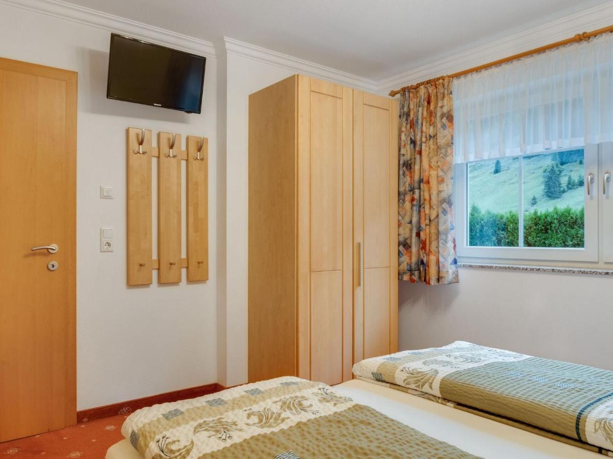 Modern Apartment In Salzburger With Terrace ไคลนาร์ล ภายนอก รูปภาพ