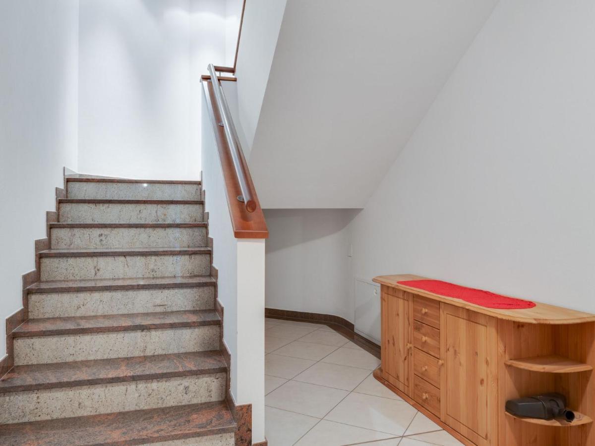 Modern Apartment In Salzburger With Terrace ไคลนาร์ล ภายนอก รูปภาพ