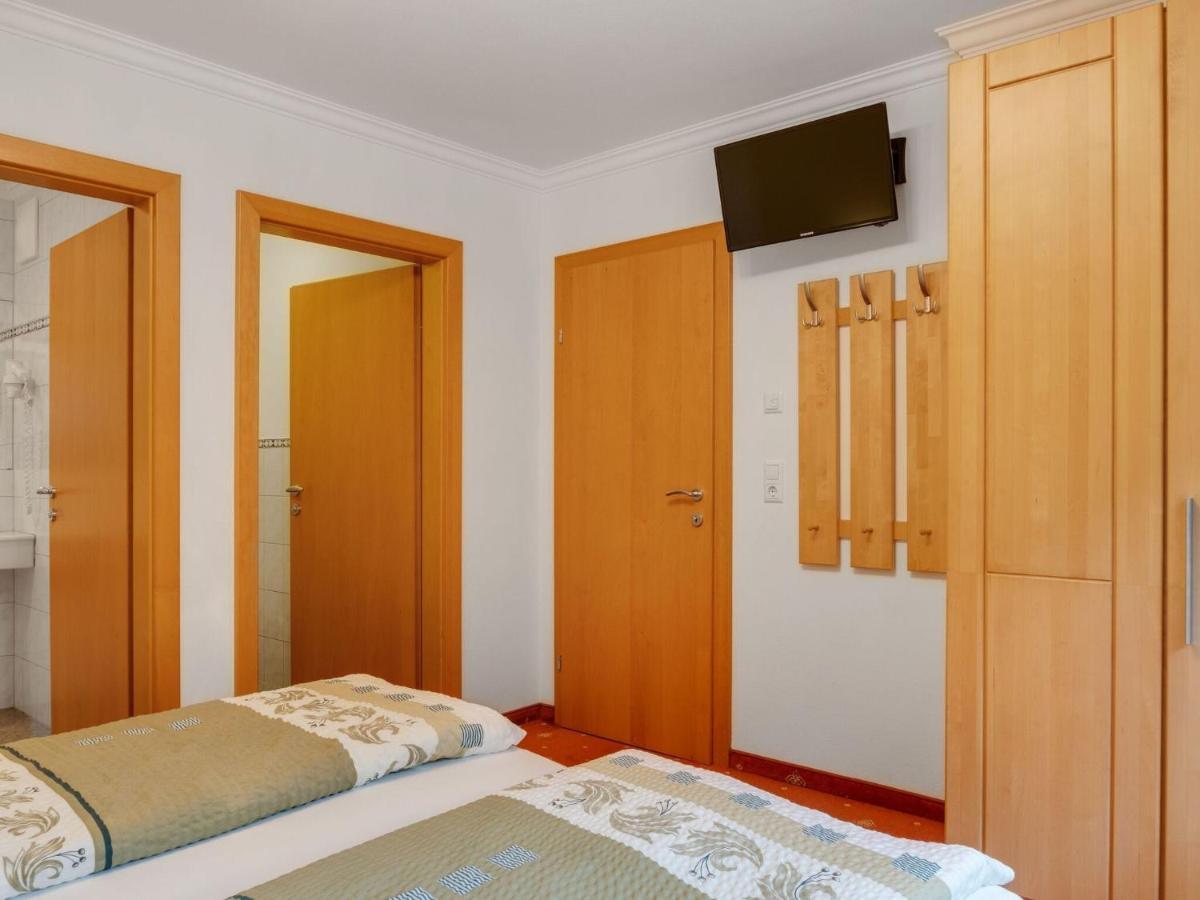 Modern Apartment In Salzburger With Terrace ไคลนาร์ล ภายนอก รูปภาพ